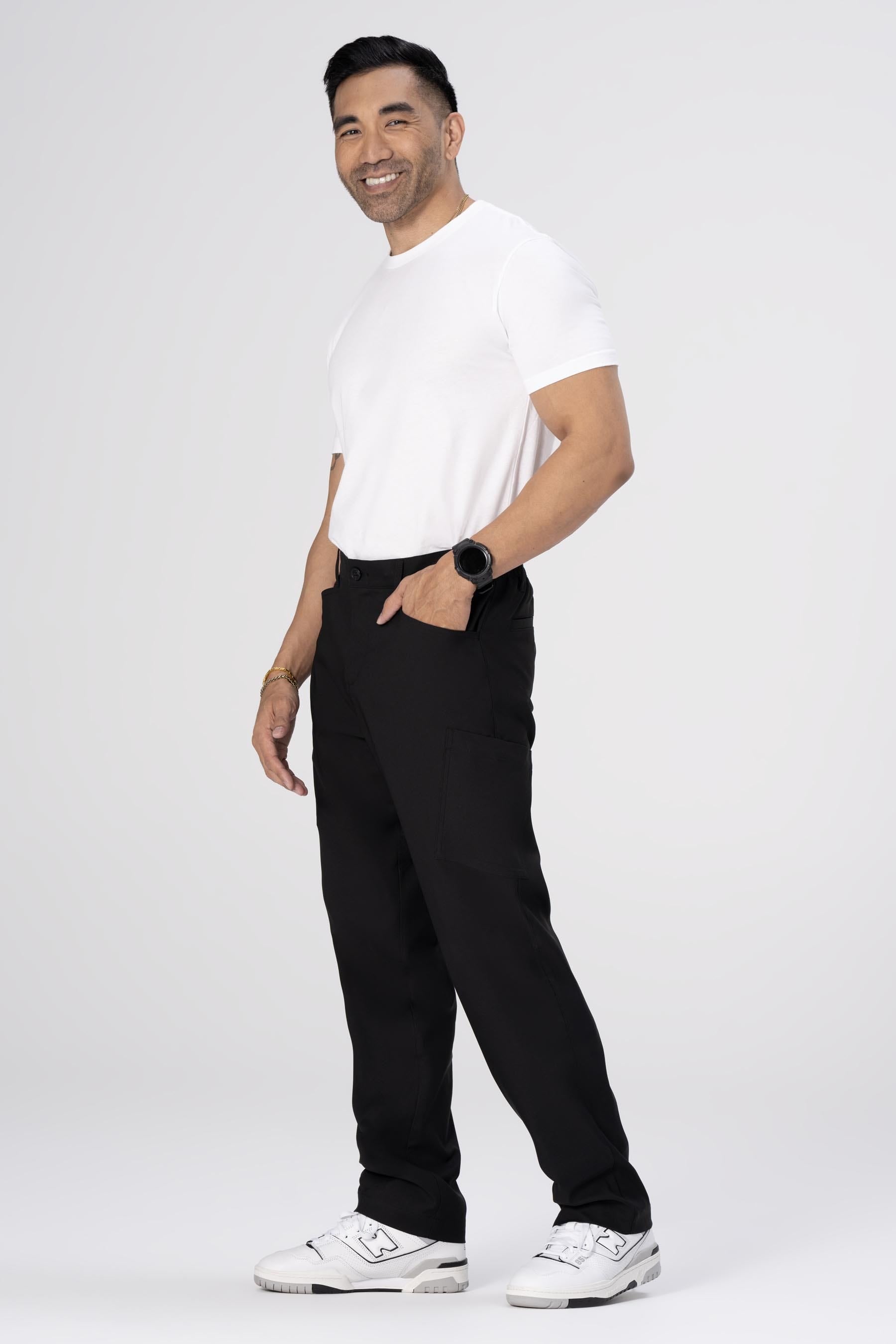 black-cargo-trouser